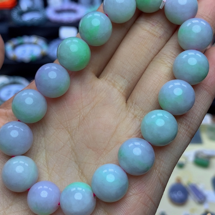 翡翠手链未镶嵌翡翠