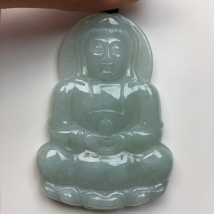 翡翠未镶嵌颈饰观音