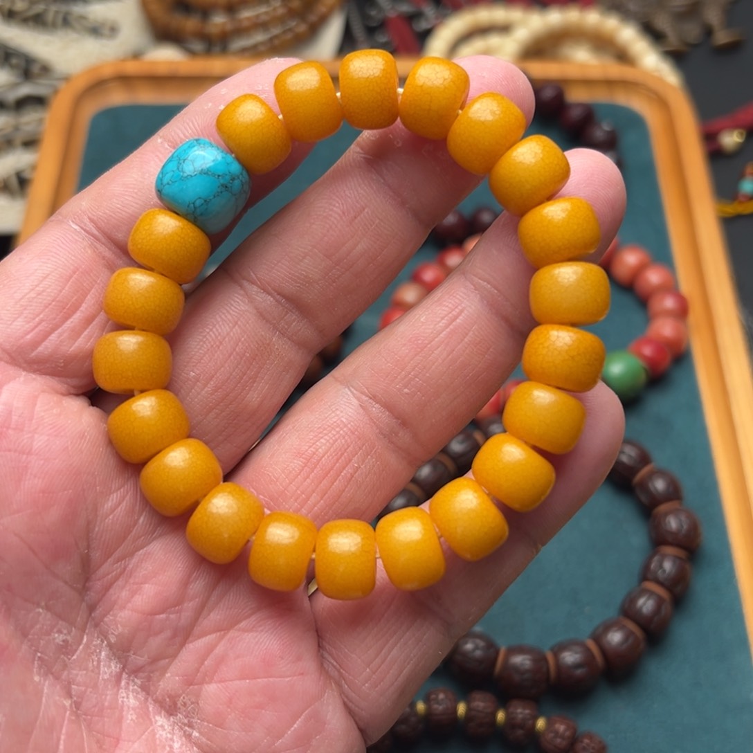 木菩提根手串。         