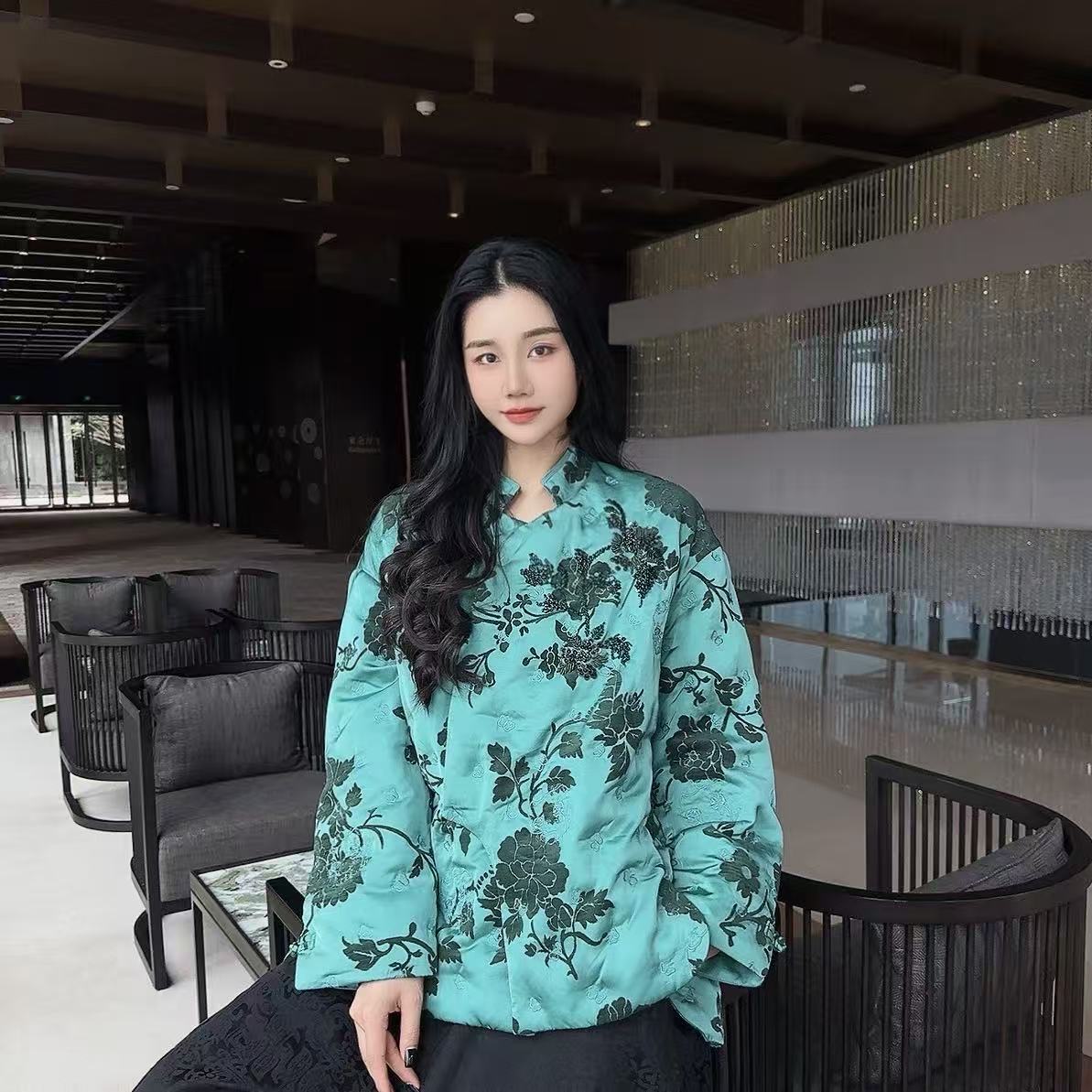 Betty Bairn【春波绿】新中式植绒提花刺绣斜襟气质感90鹅绒服Q7228