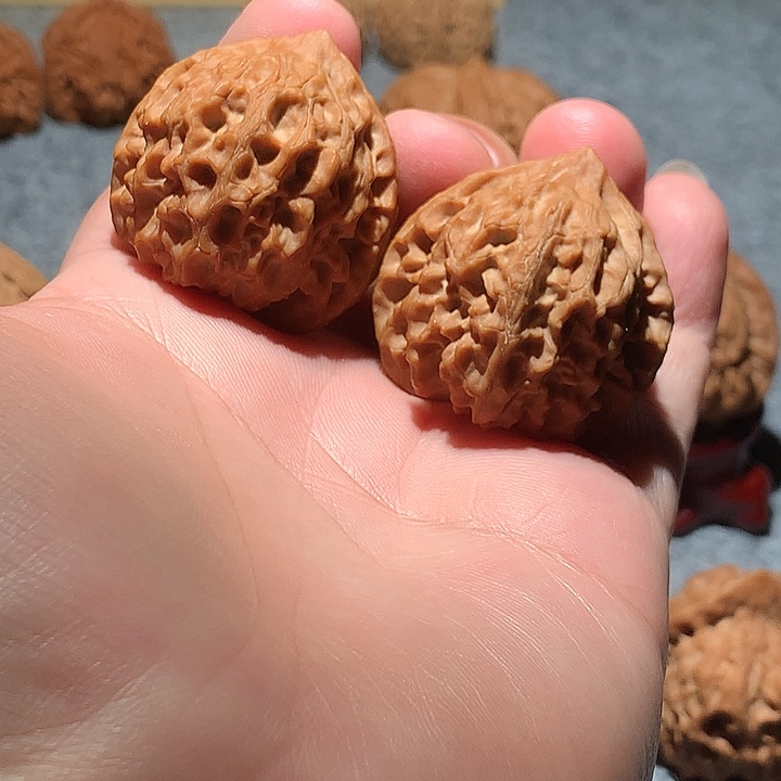 文玩核桃把件火麒麟36