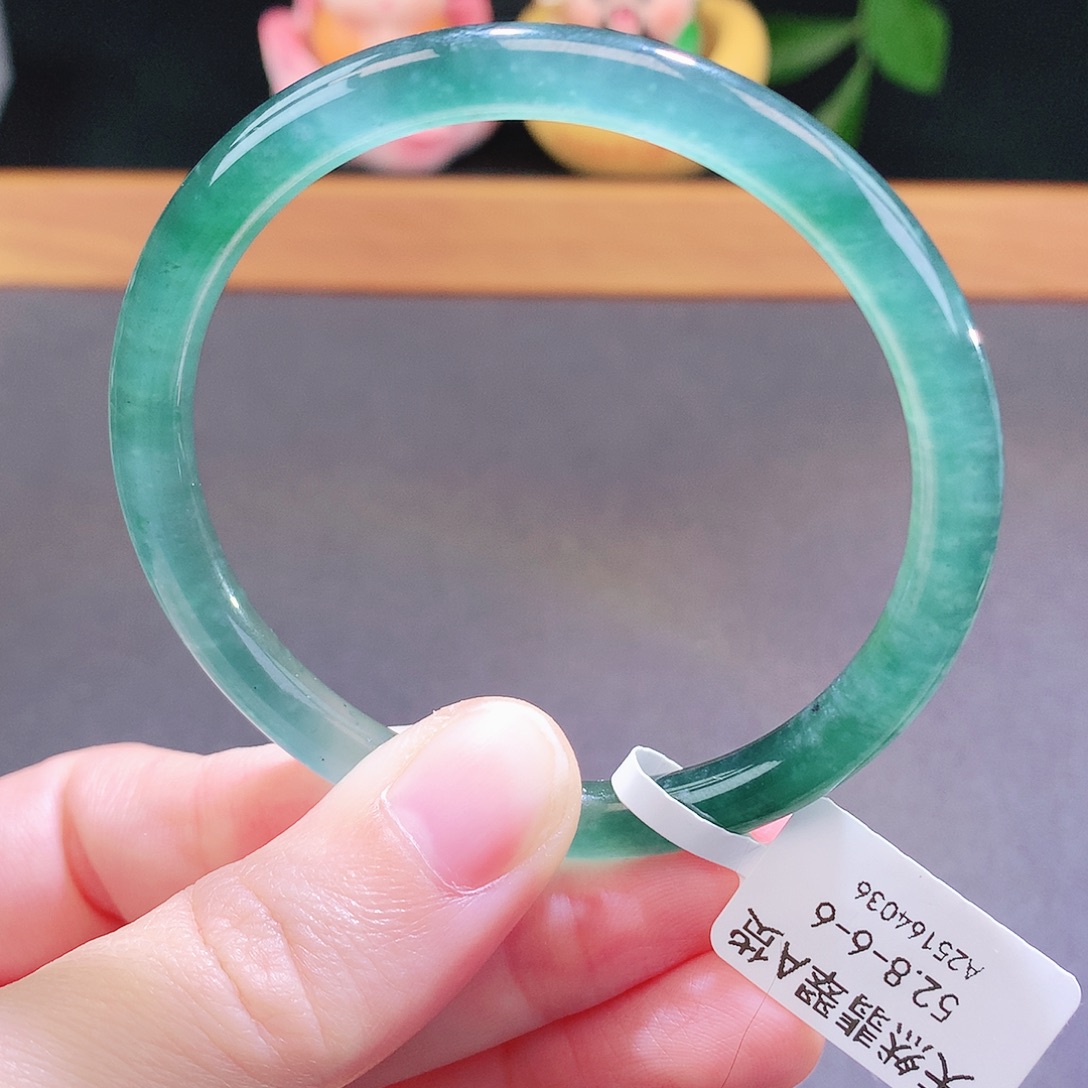 翡翠未镶嵌手镯天然翡翠