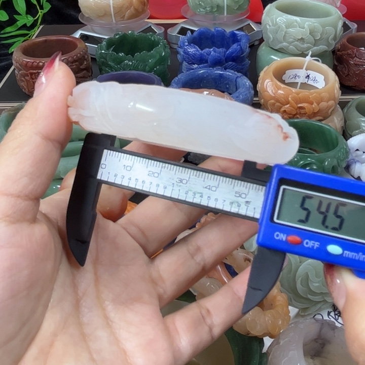 石英质玉手镯未镶嵌