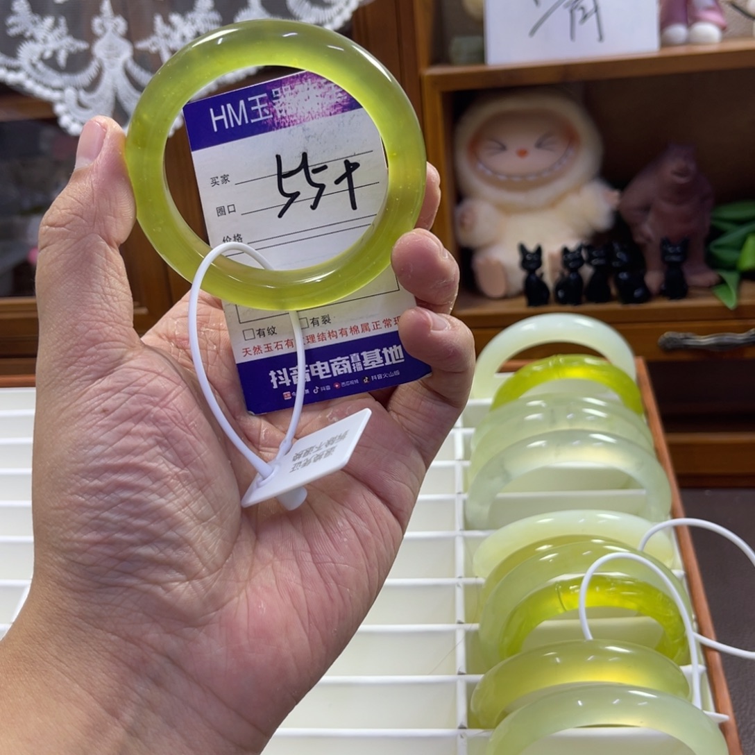 蛇纹石玉未镶嵌手镯197