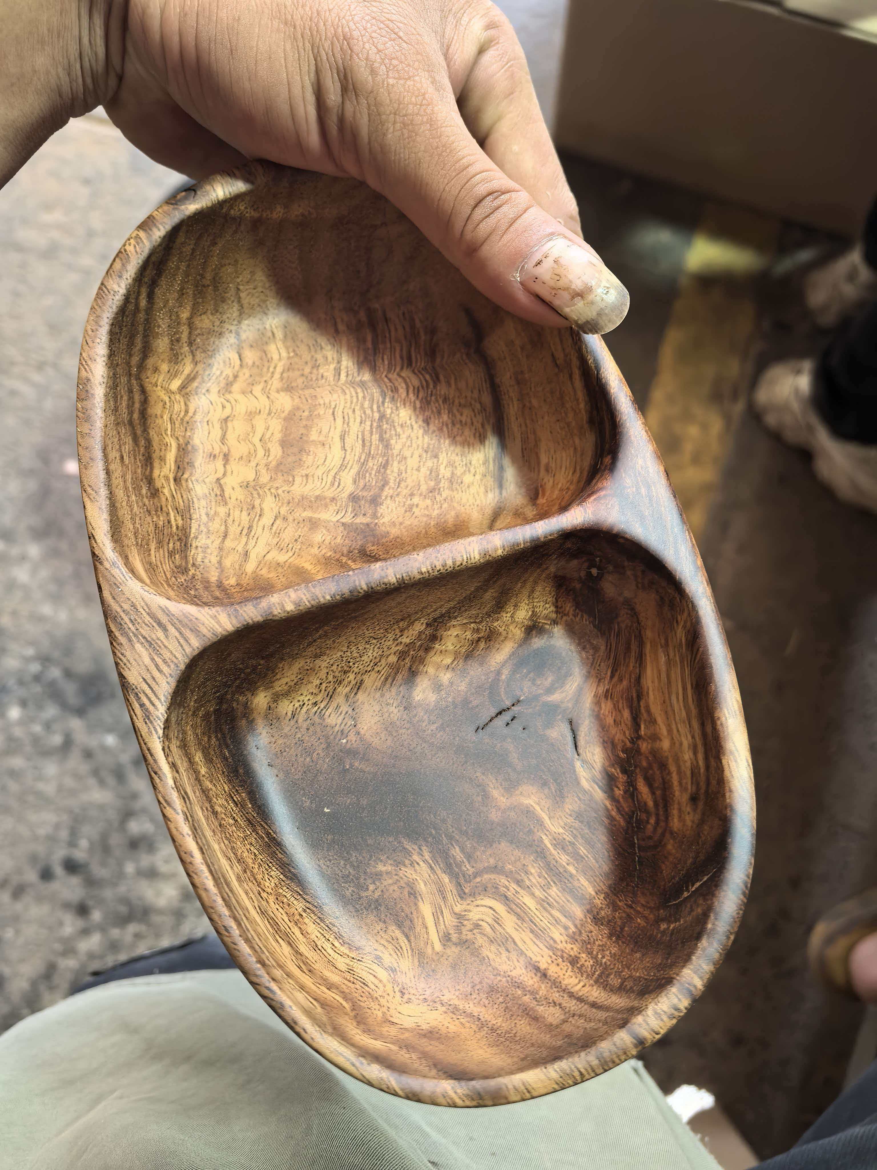 微瑕双格纯色拼接  无售后 介意慎拍