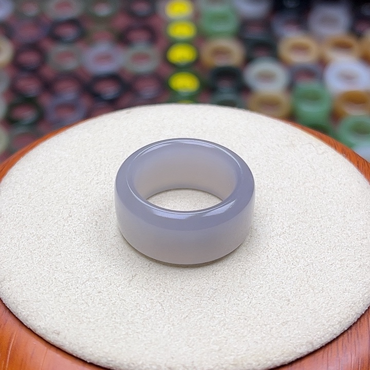 和田玉戒指未镶嵌18.4内径18圈冰烟紫