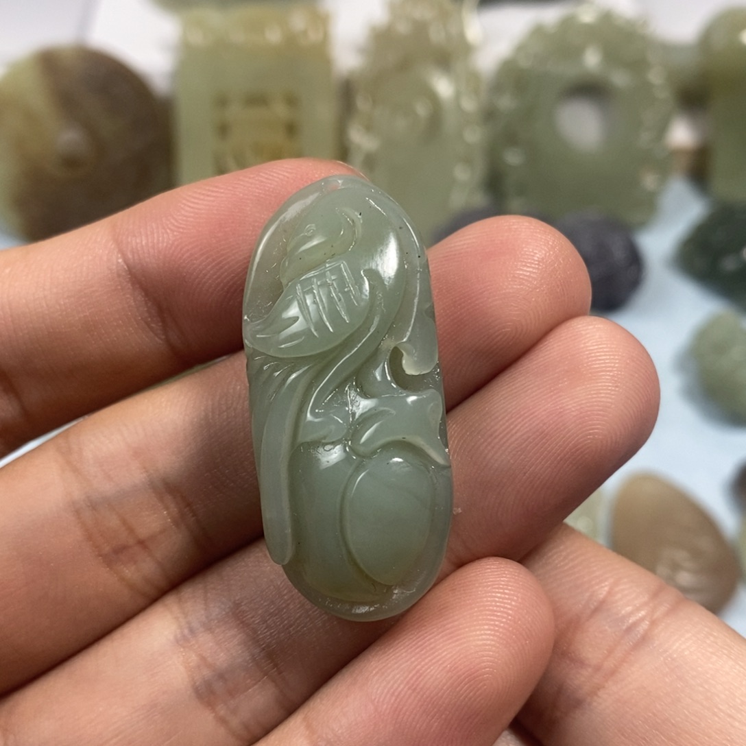 和田玉未镶嵌挂件