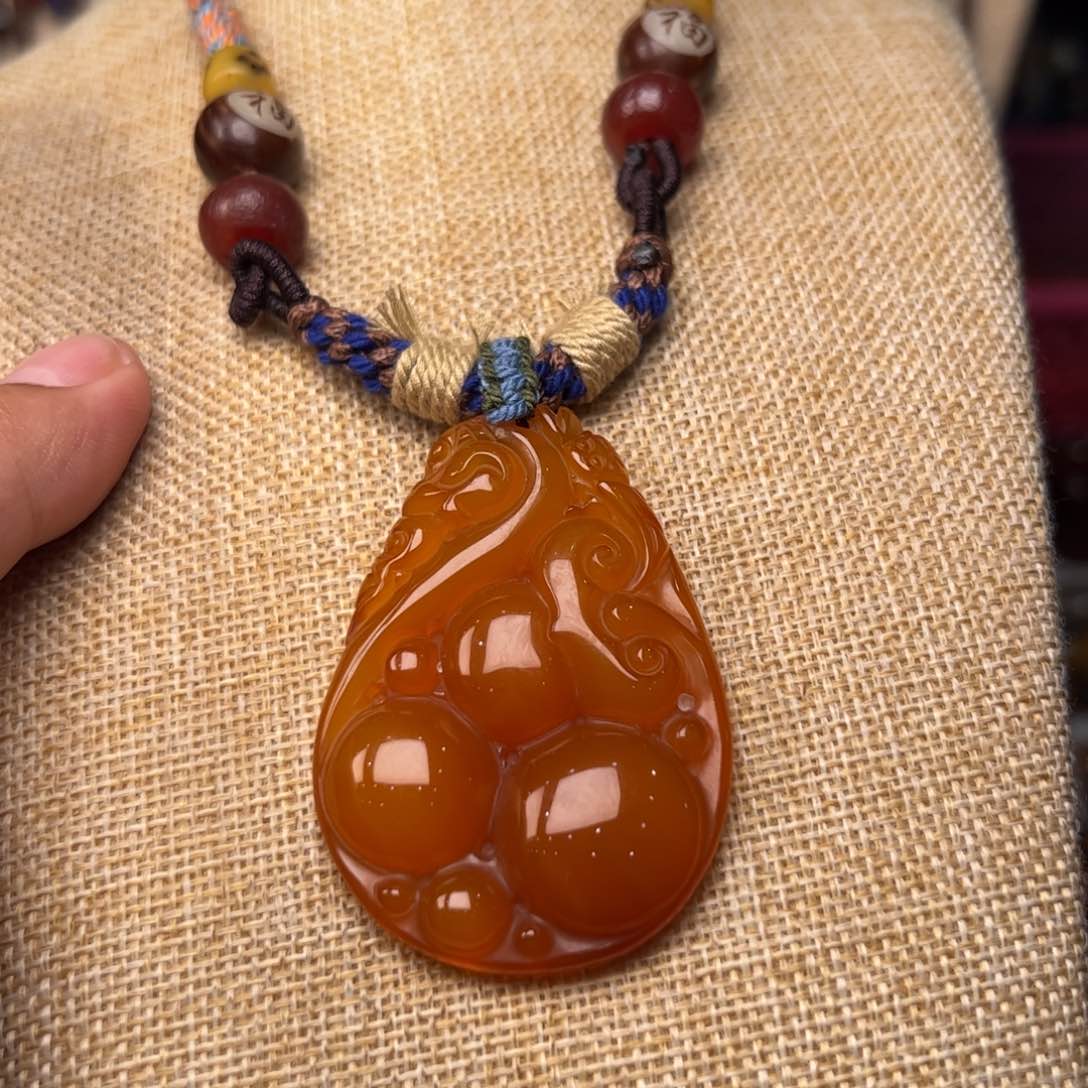 玛瑙/玉髓颈饰未镶嵌