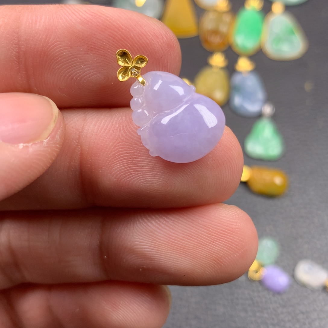 【闪购商品】颈饰18K金镶嵌翡翠翡翠