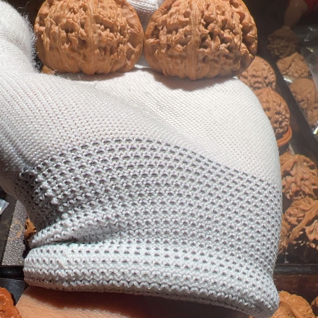 文玩核桃把件?两对白狮子苹果