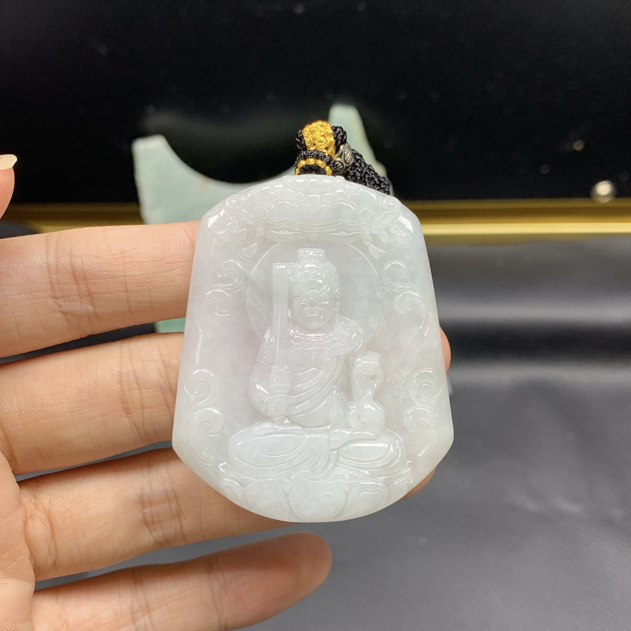 天然缅甸翡翠A货 不动明王吊坠生肖鸡守护神挂件精品配饰男女百搭