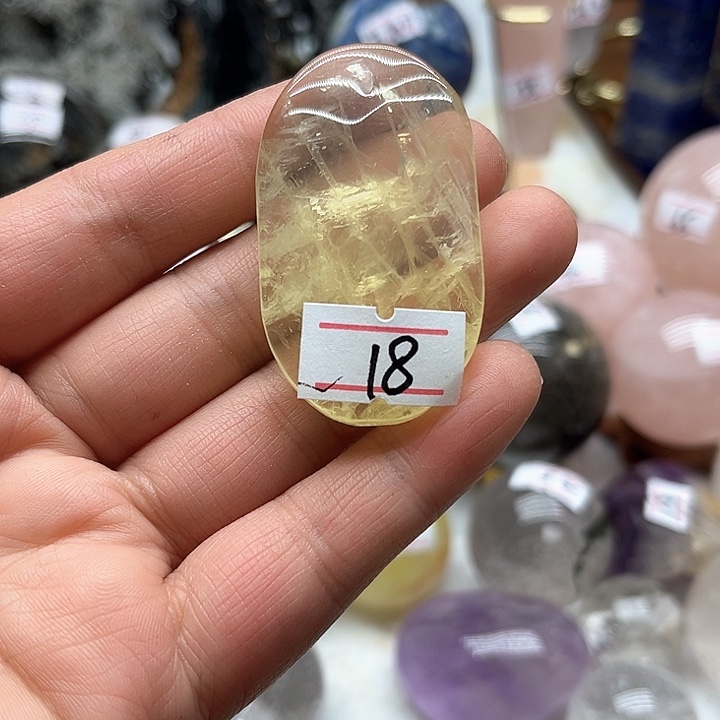 黄晶30克黄水晶把玩未镶嵌