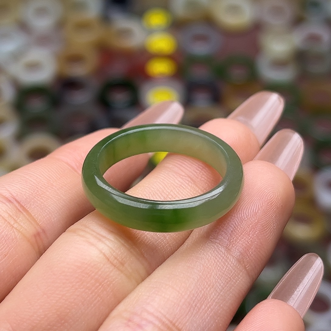 坦***然和田玉未镶嵌戒指20.8