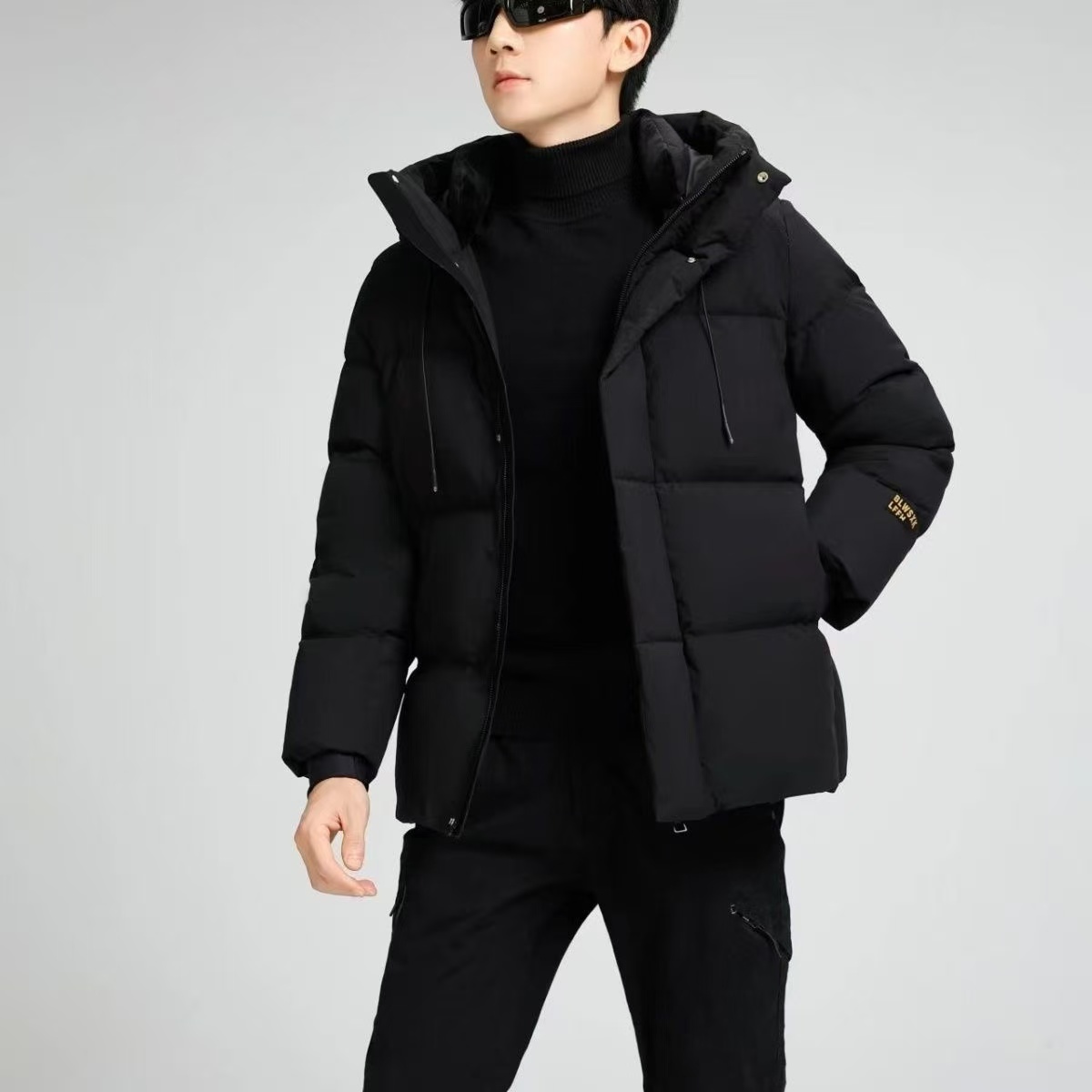 【仟慕家精品女装】极寒系列黑金男女中长款