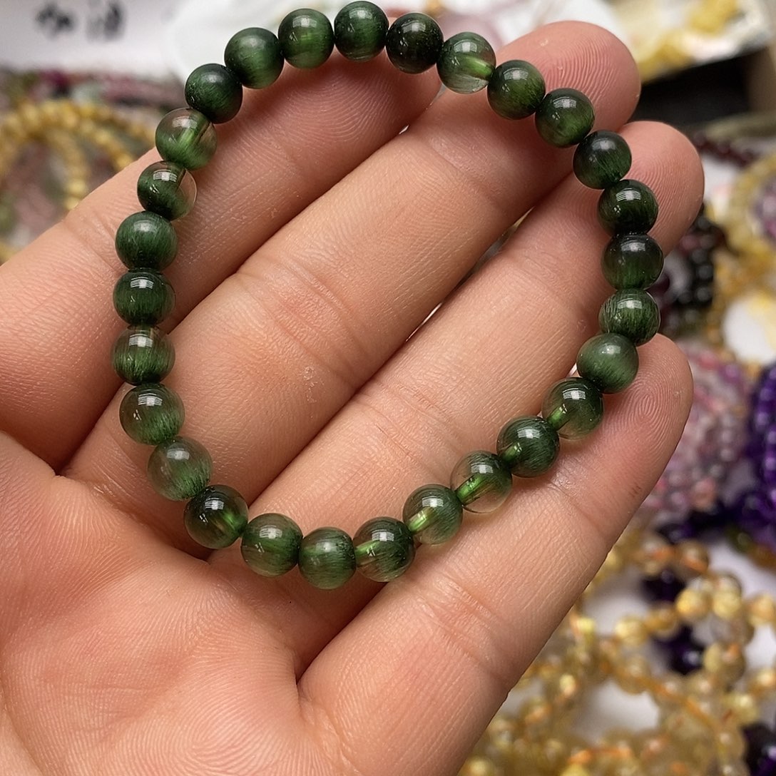 手串未镶嵌水晶……