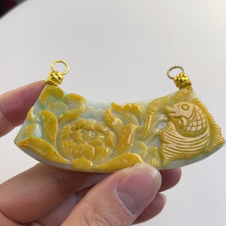 翡翠吊坠(赠链)未镶嵌代编织
