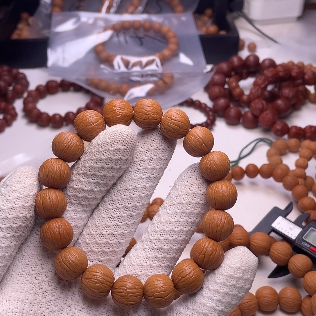 二***少猴头核桃吊坠聚宝盆