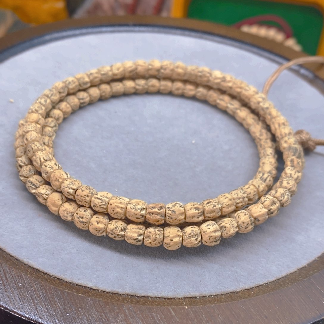 柏香籽/百香籽吊坠热振方块鬼