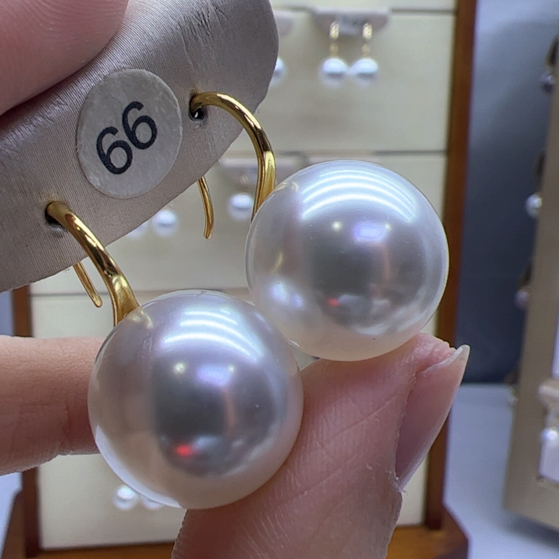 淡水珍珠耳饰18K金镶嵌