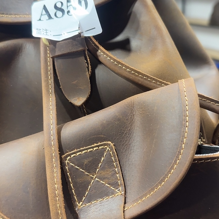 小牛皮（革）牛皮（革）头层牛皮856