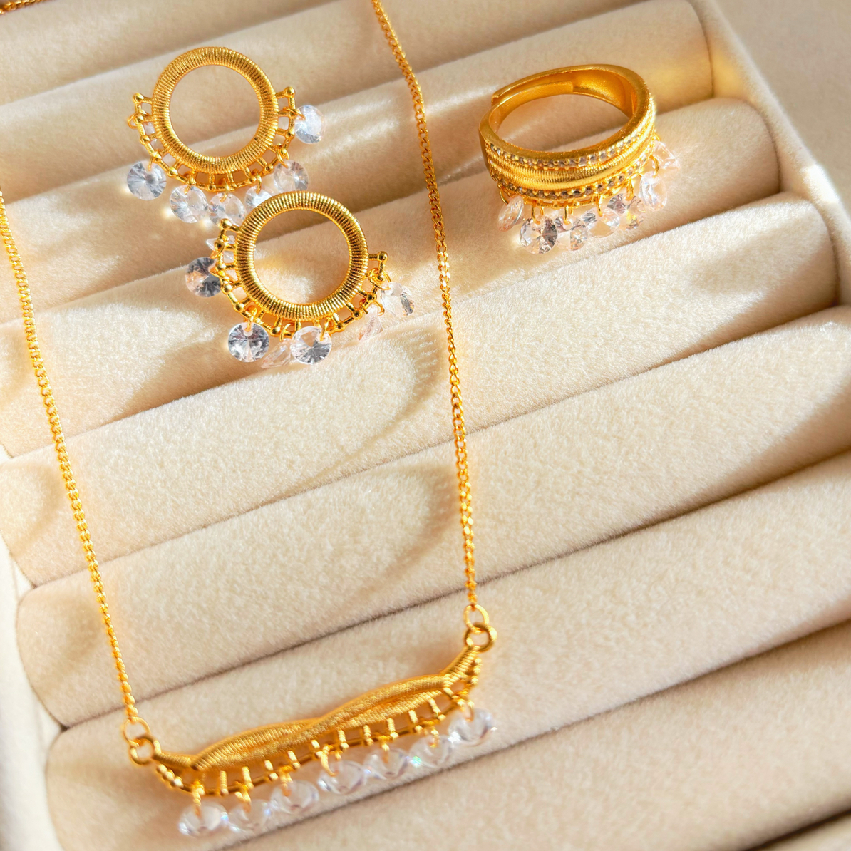 铜合金仿水晶吊坠 古法晶晶吊坠百搭项链耳环戒指三件套3208