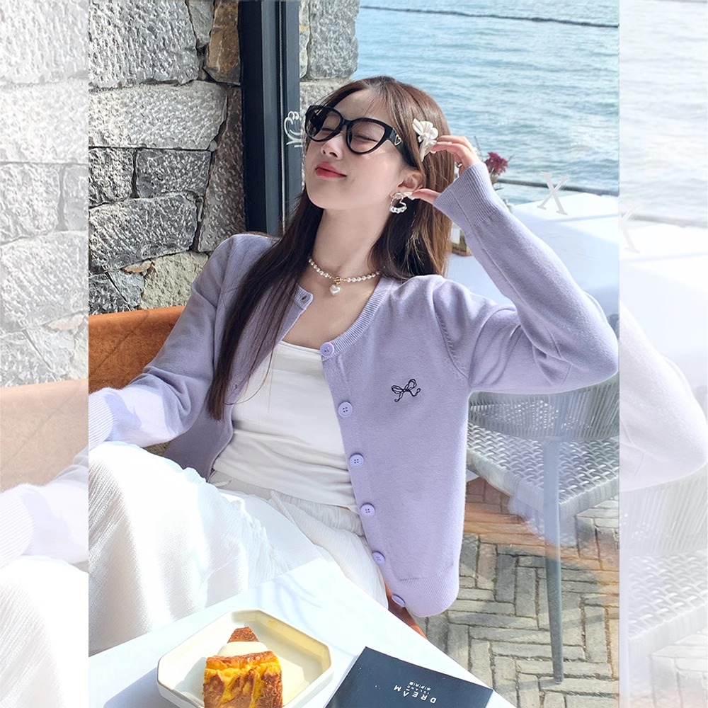 紫色蝴蝶结刺绣软糯针织开衫女春季减龄设计感多巴胺纽扣短款外套