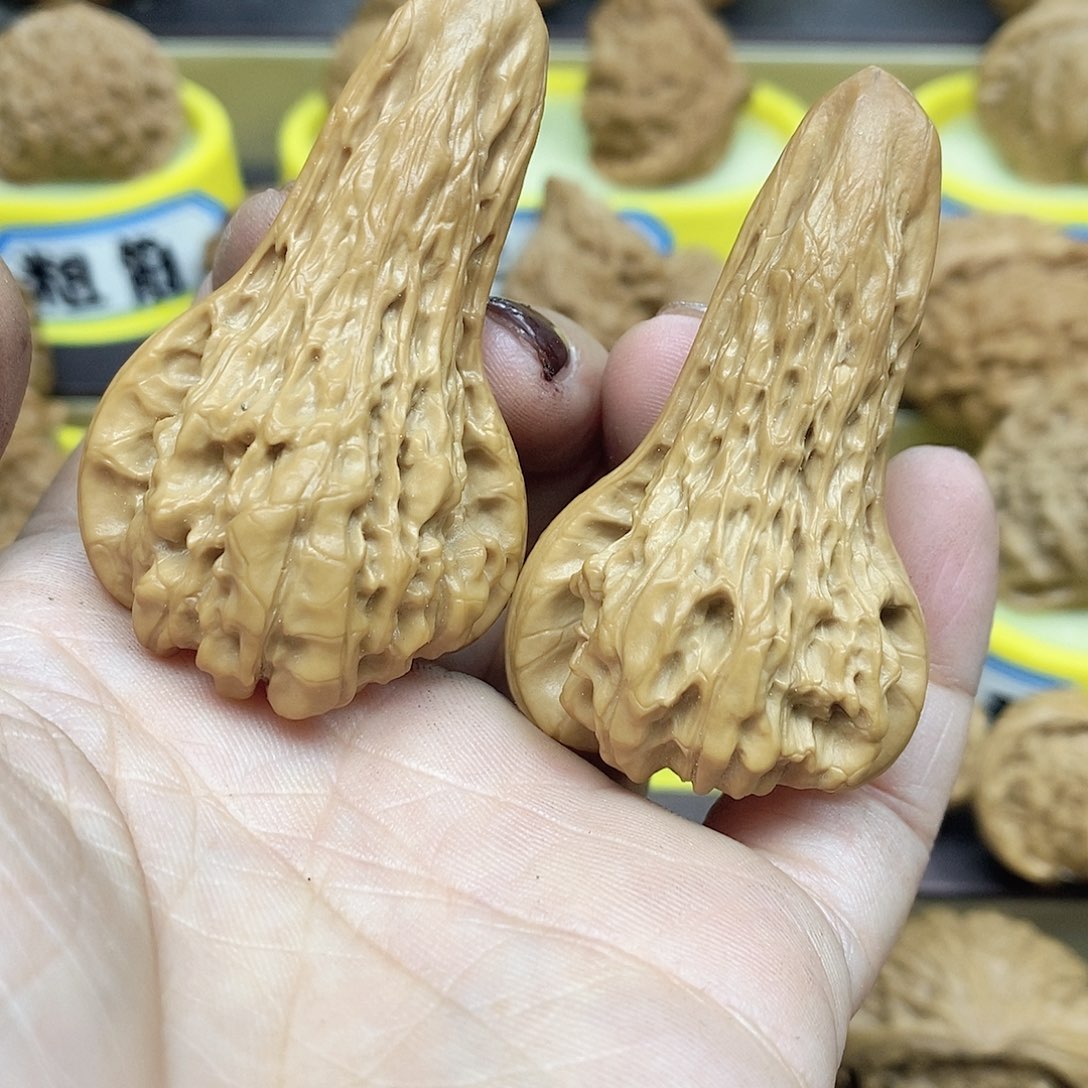 文玩核桃吊坠鸭嘴