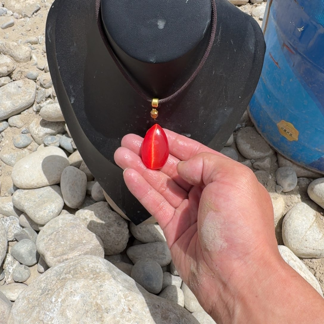 精品无镶嵌小吊坠