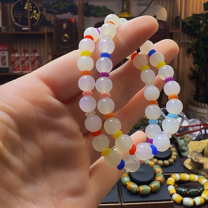 蛇纹石玉手串未镶嵌