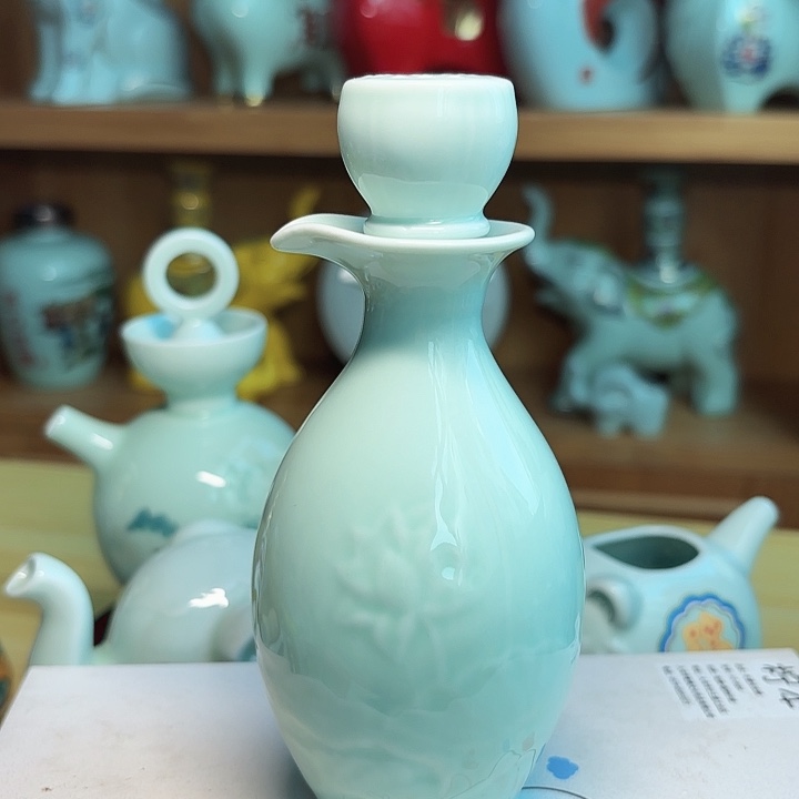 2两荷花分酒器 拍一发二