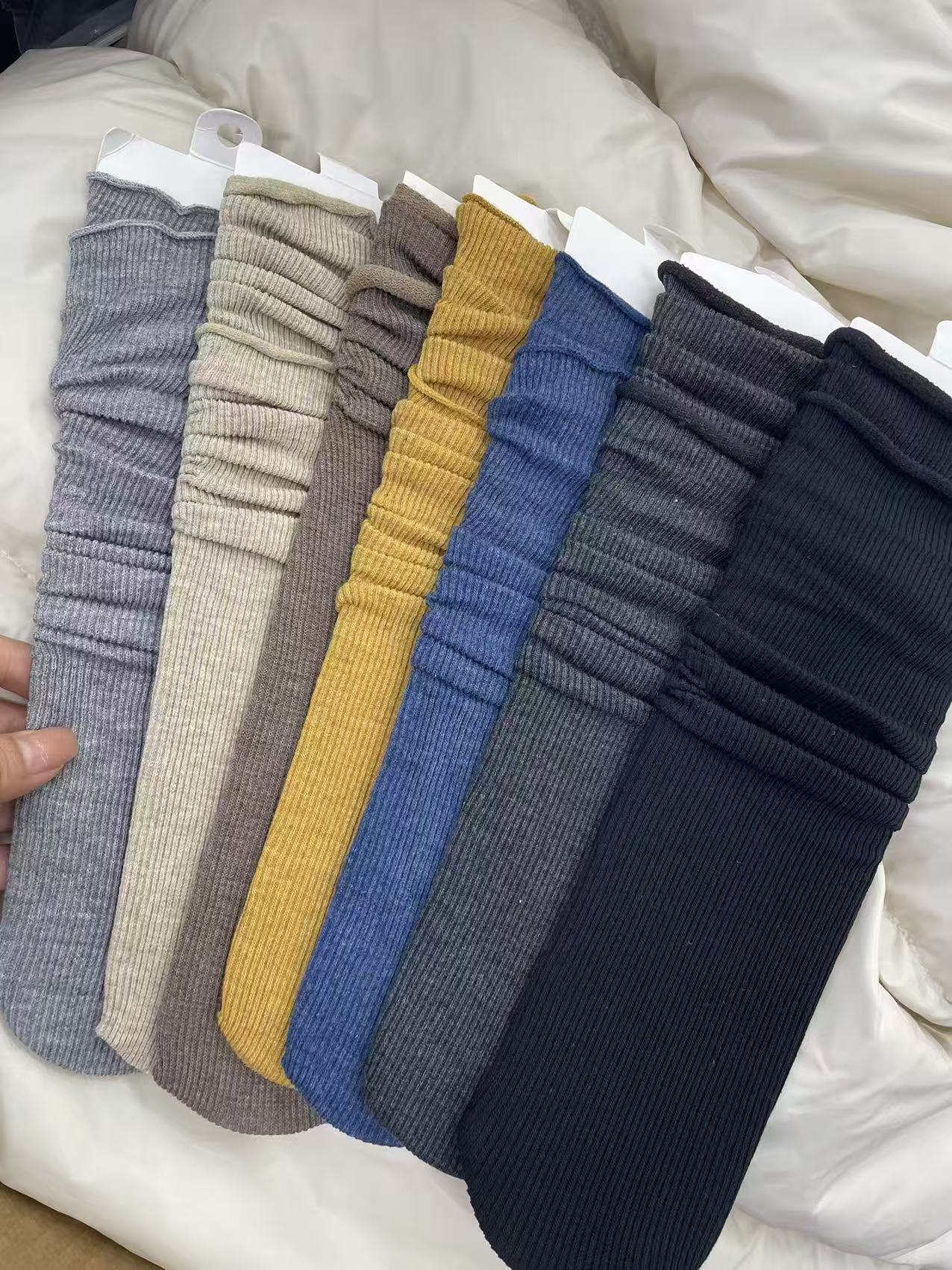 【美轩可服饰】时尚百搭女士长袜舒适纯色888