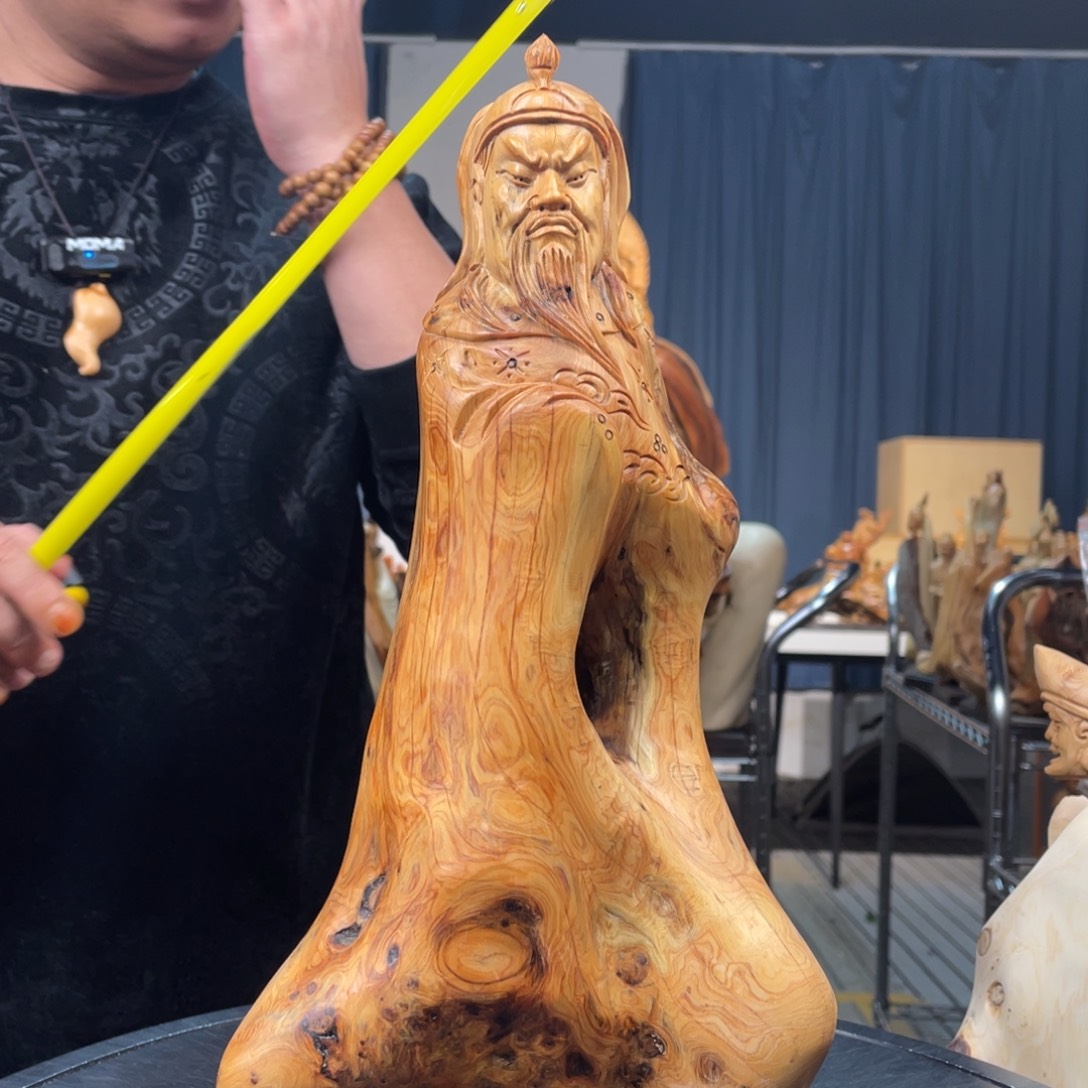 柏木（崖柏）随型摆件