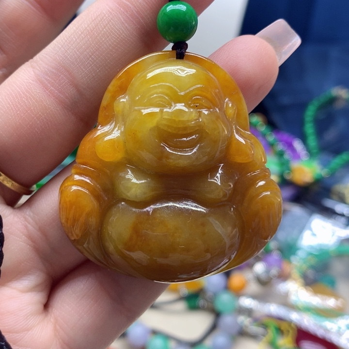 翡翠手镯未镶嵌吊坠