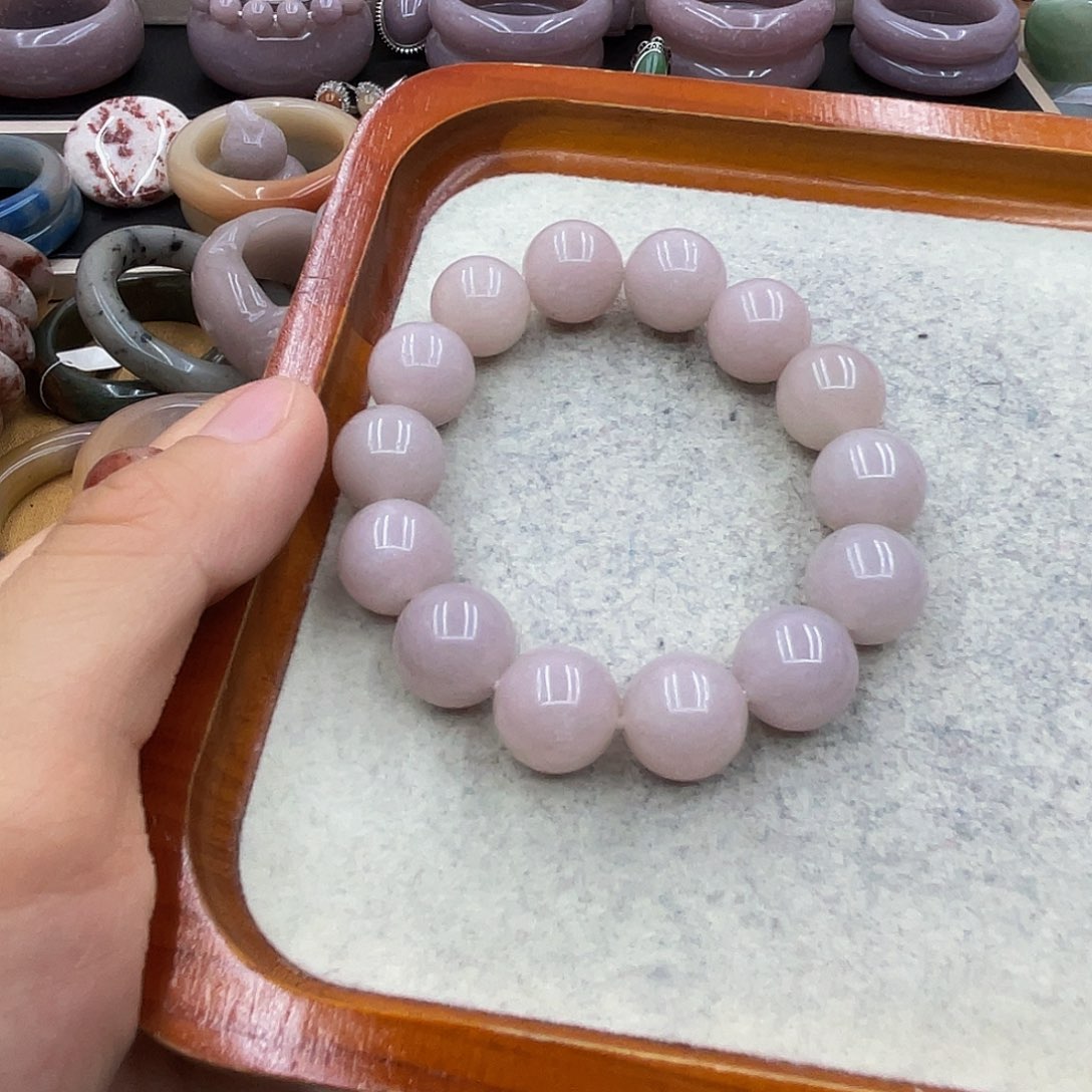 石英岩玉圈口齐全未镶嵌