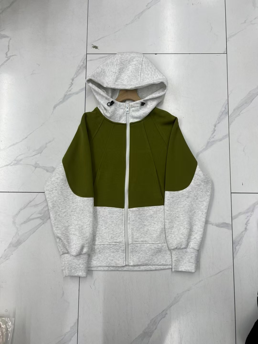 时尚女装休闲韩版卫衣外套，宽松版拼接