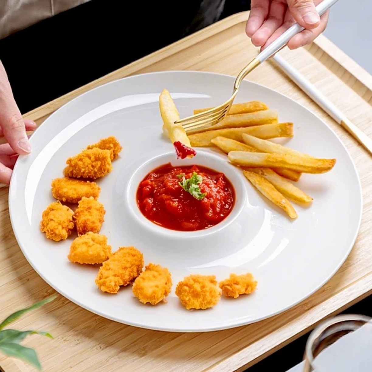 【虾盘/饺子盘】纯白骨质瓷10寸家用饺子盘自带蘸料碟虾盘海鲜盘