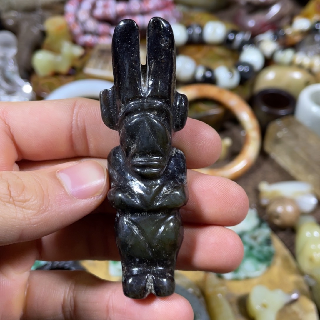 和田玉吊坠(不含链)足铂镶嵌