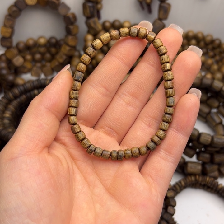 沉香沉香碎屑种植奇楠桶珠单圈