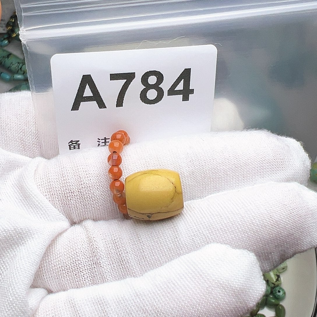 无***悔南红玛瑙未镶嵌珠宝奇石