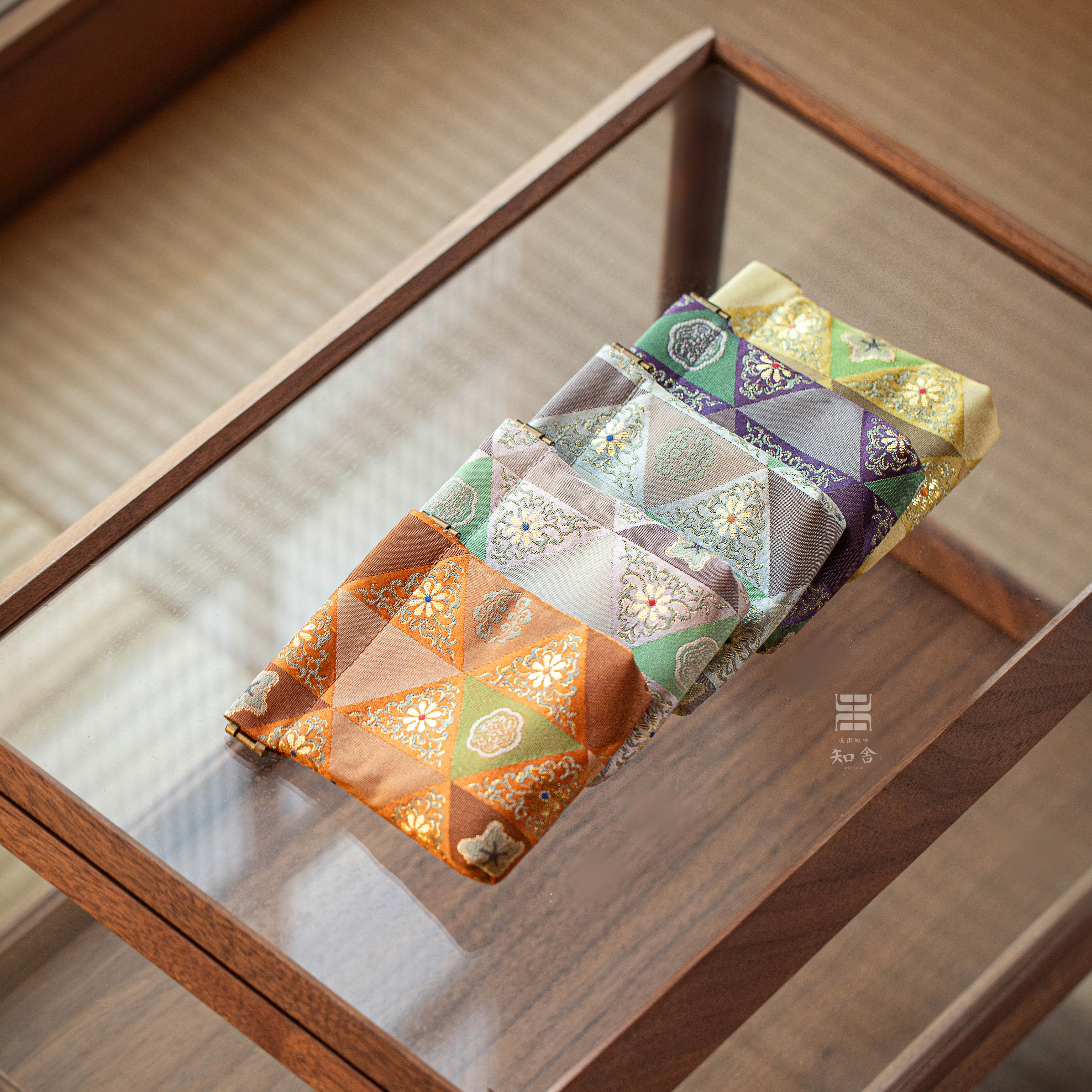 金彩山花纹小鱼包 茶道零配 收纳 零钱 首饰 口红化妆品小包