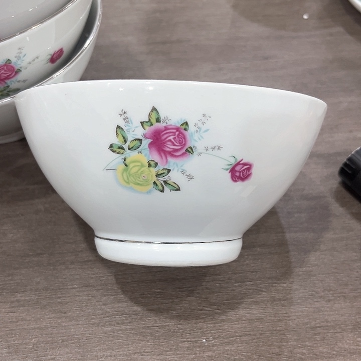 十*姑釉下五彩的瓷器和瓷器