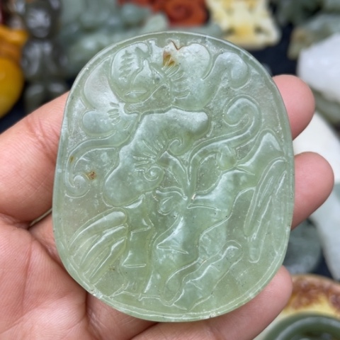 岫岩老玉（透闪石质玉）颈饰未镶嵌85