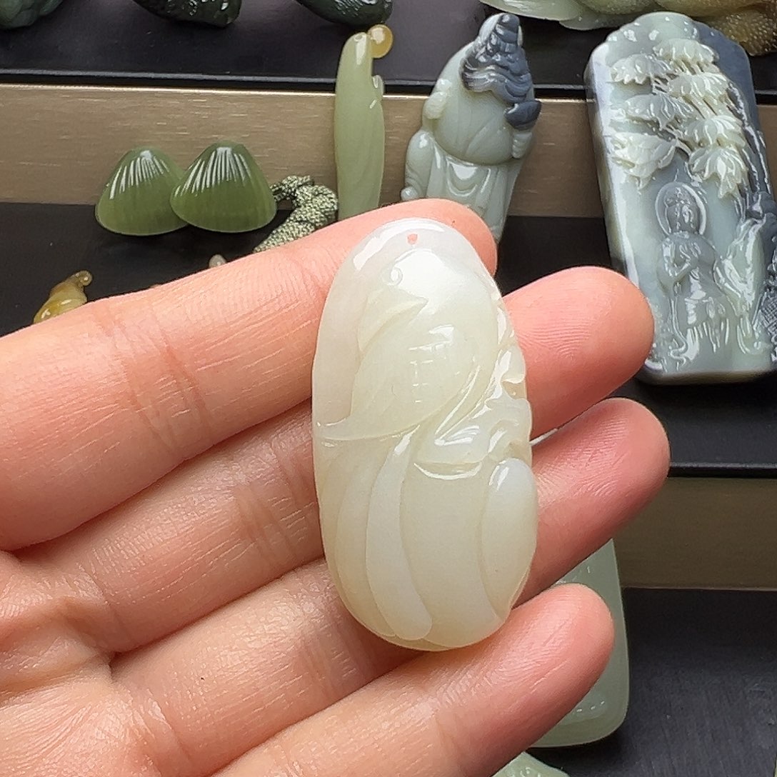 和田玉未镶嵌挂件