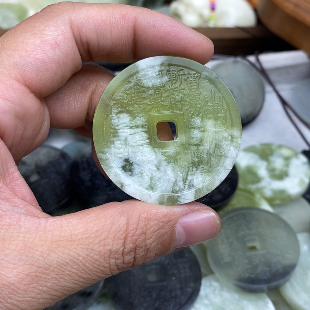 岫玉纯天然岫玉挂件假一赔十未镶嵌