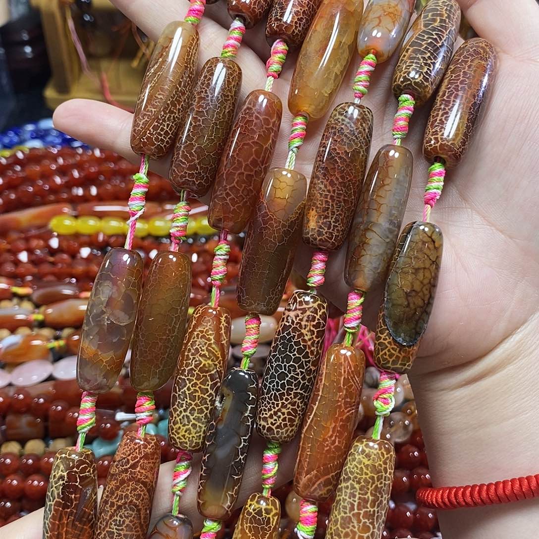 玛瑙/玉髓未镶嵌珠宝半成品龙纹玛瑙天珠一条卡13*39mm