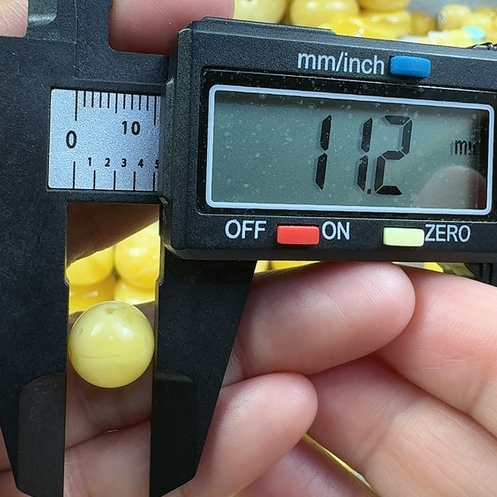 蜜蜡未镶嵌裸石28杂
