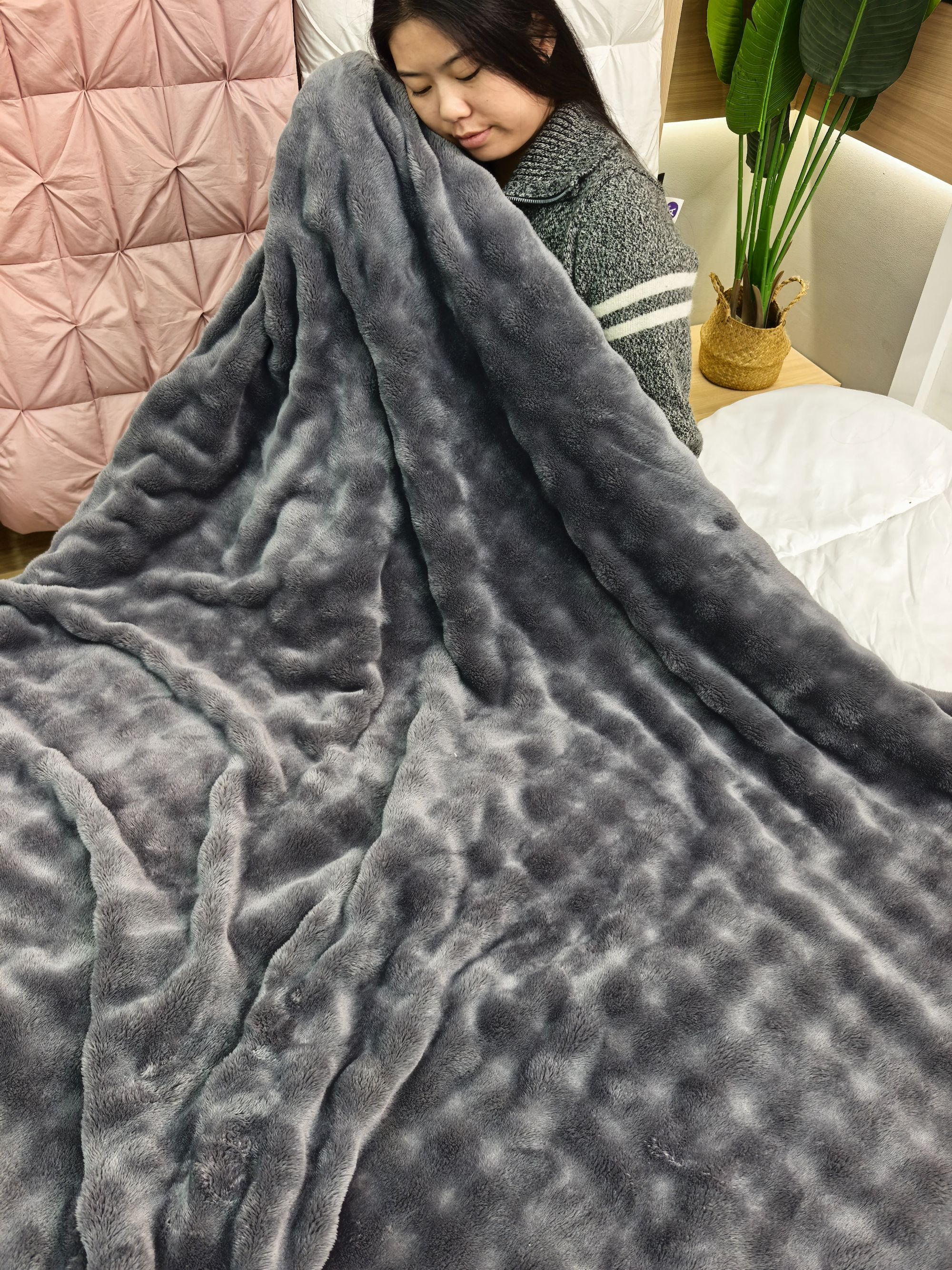 【灰色】冬季保暖双人加大加厚牛奶绒毛毯被子