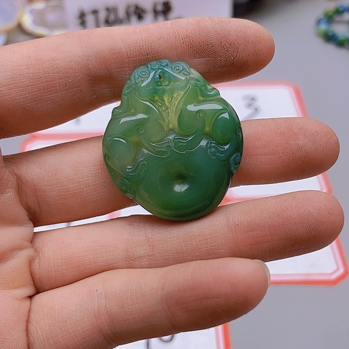【闪购商品】玛瑙/玉髓珠宝半成品未镶嵌四*草