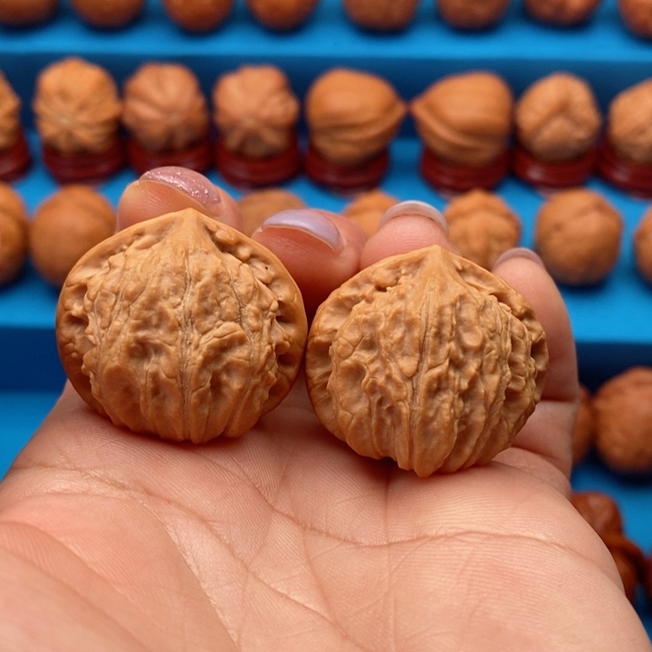 文玩核桃把件精品文玩手捻元