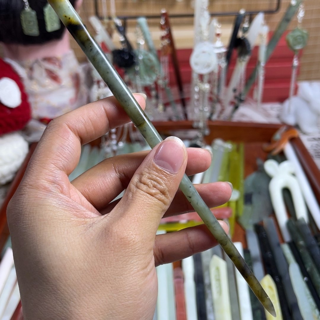 蛇纹石玉发饰未镶嵌